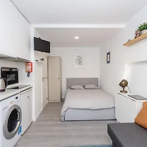 Appartamento Guestready - Minimalist Studio In Downtown, Lisbona
